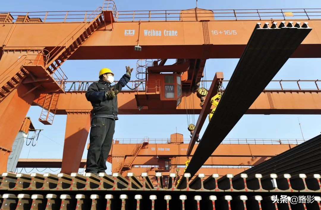 战疫情保春运铁路警察在行动,抗击疫情守护平安摄影征稿