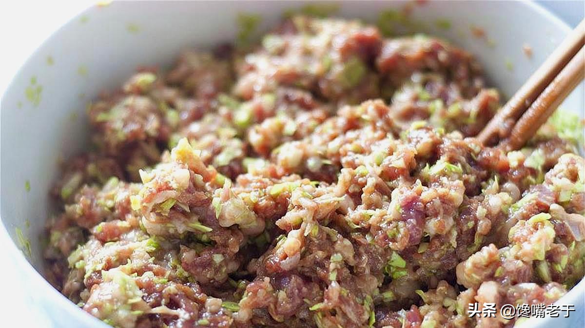 食用油深色和浅色有什么区别,不同类型的食用油有什么区别