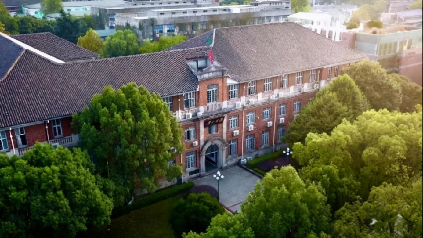 湖南省4位学霸,湖南一高校学霸寝室