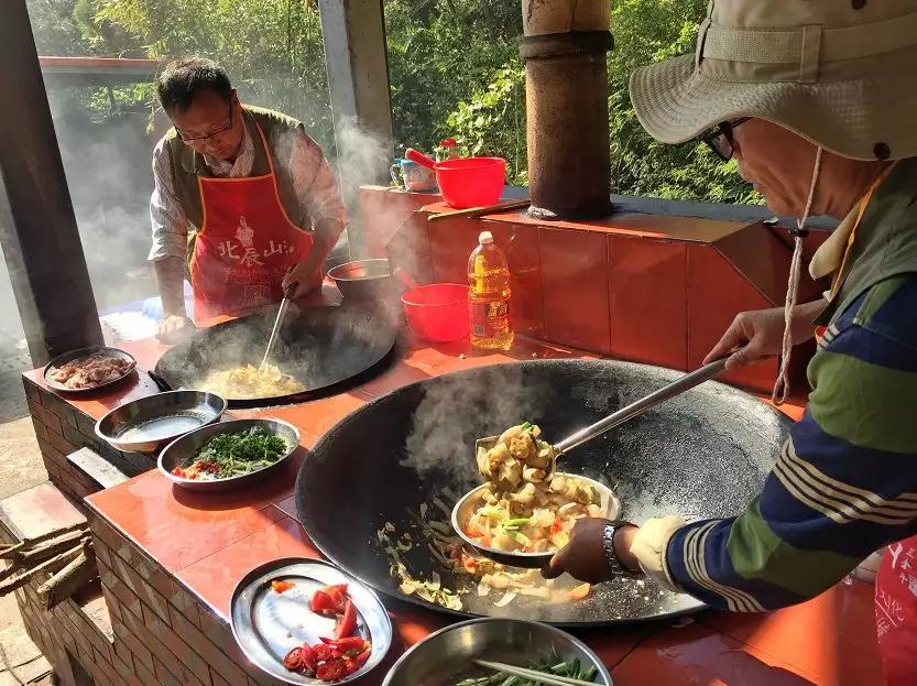 有玩有吃的礼物,有玩有吃的旅游景点