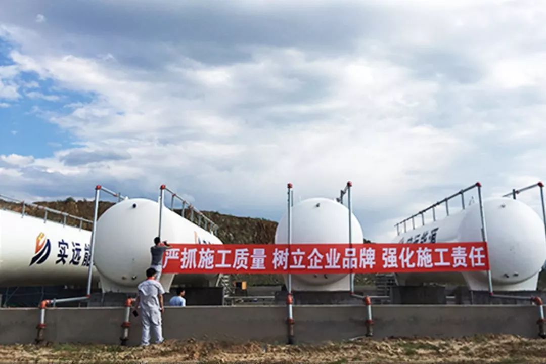 瀹炶繙闆嗗洟,瀹炶繙鏂囧寲寮曢