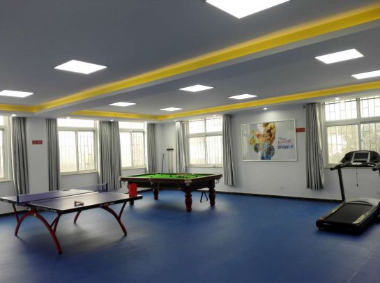 郑州有哪些免费运动场,郑州开放室外运动场地