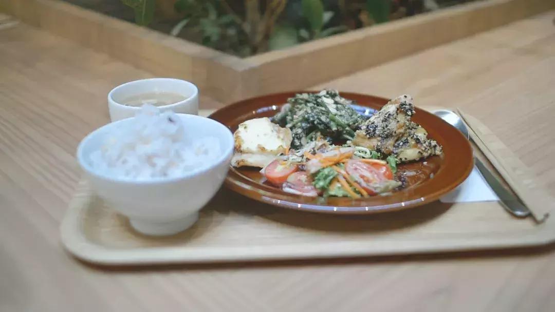 鲜花水果饮品集合店,鲜花果蔬茶饮