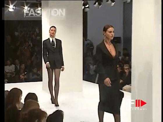 55岁仍然性感至死，这样的天生*物尤**从来没人觉得她低俗