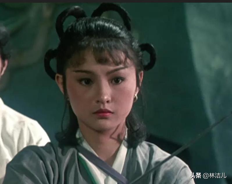 昔日霸王花李赛凤享受现在生活,还记得最美港姐李嘉欣吗