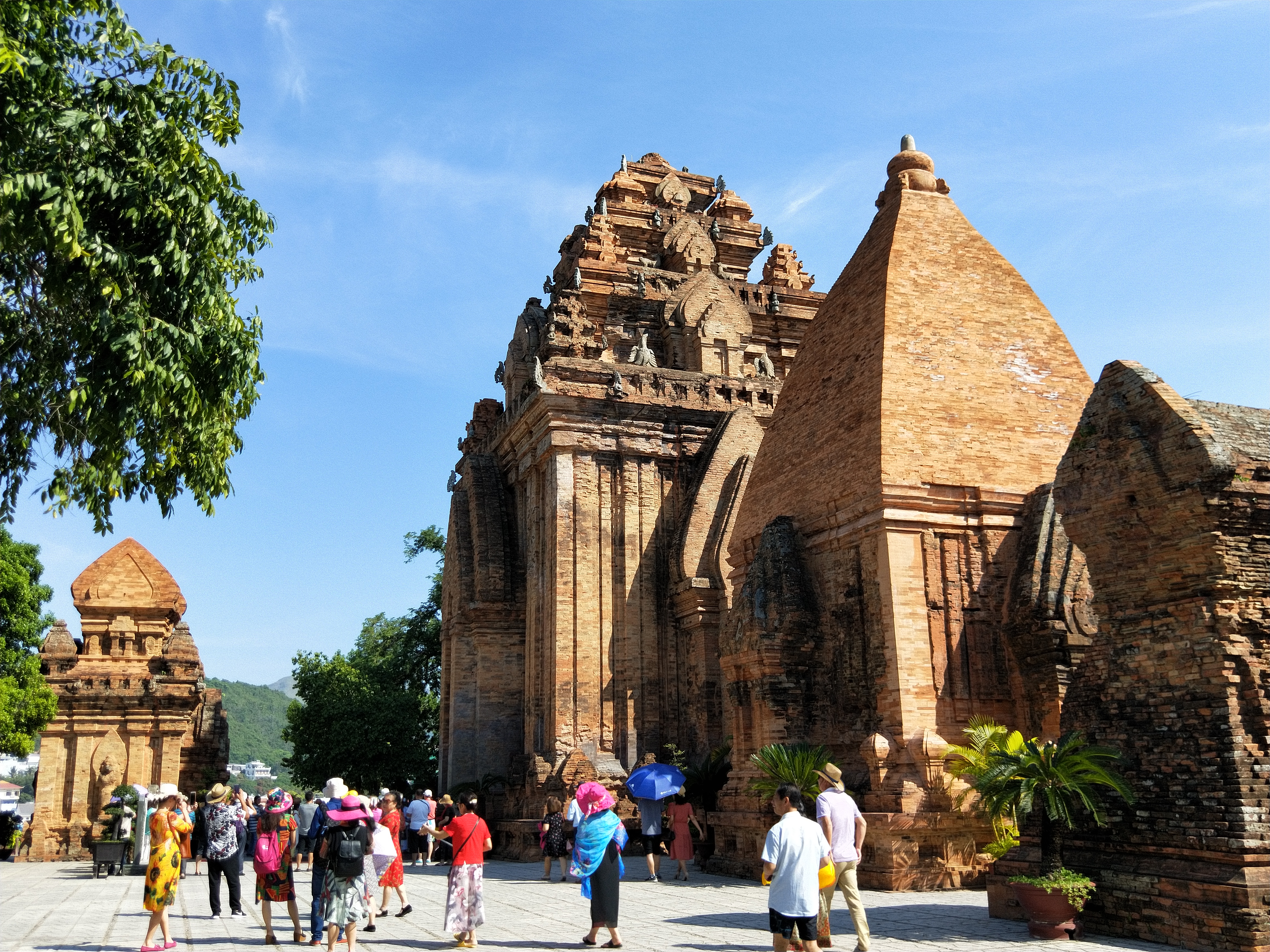 越南芽庄，海边好玩，却遇到不友好对待，要不要去越南？是个问题