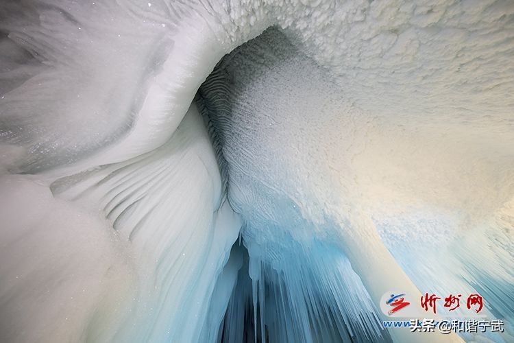 山西宁武万年冰洞冰火两重天,山西宁武万年冰洞在哪个县