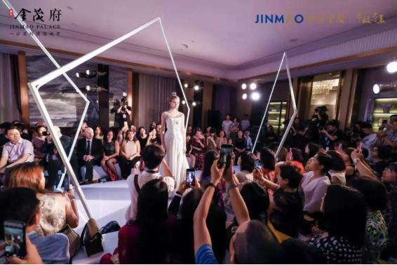 女王郭培携手海河金茂府,重现都会圈层的高定精义