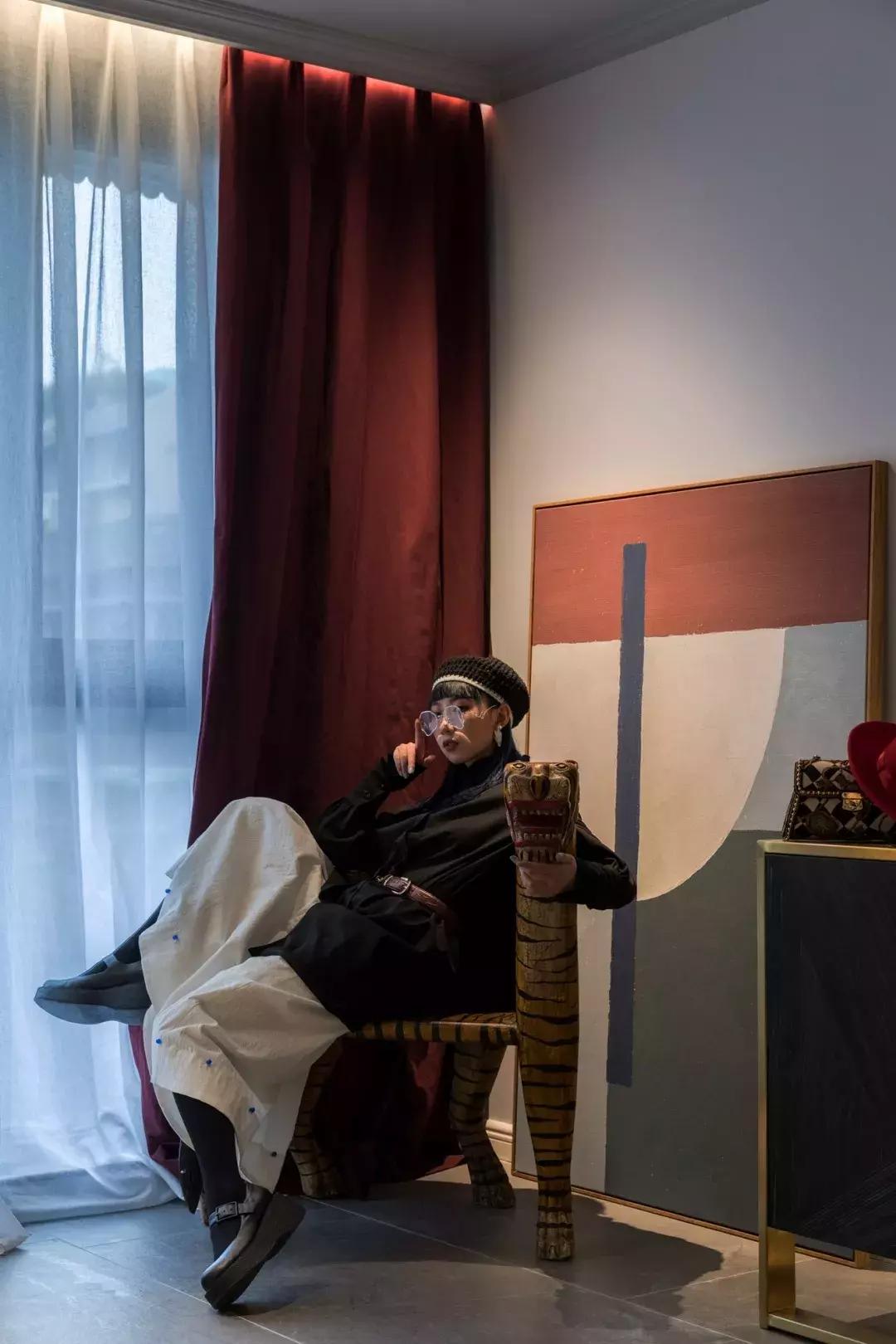 服装设计师的180㎡低调奢华家，超美衣帽间顶一个小户型