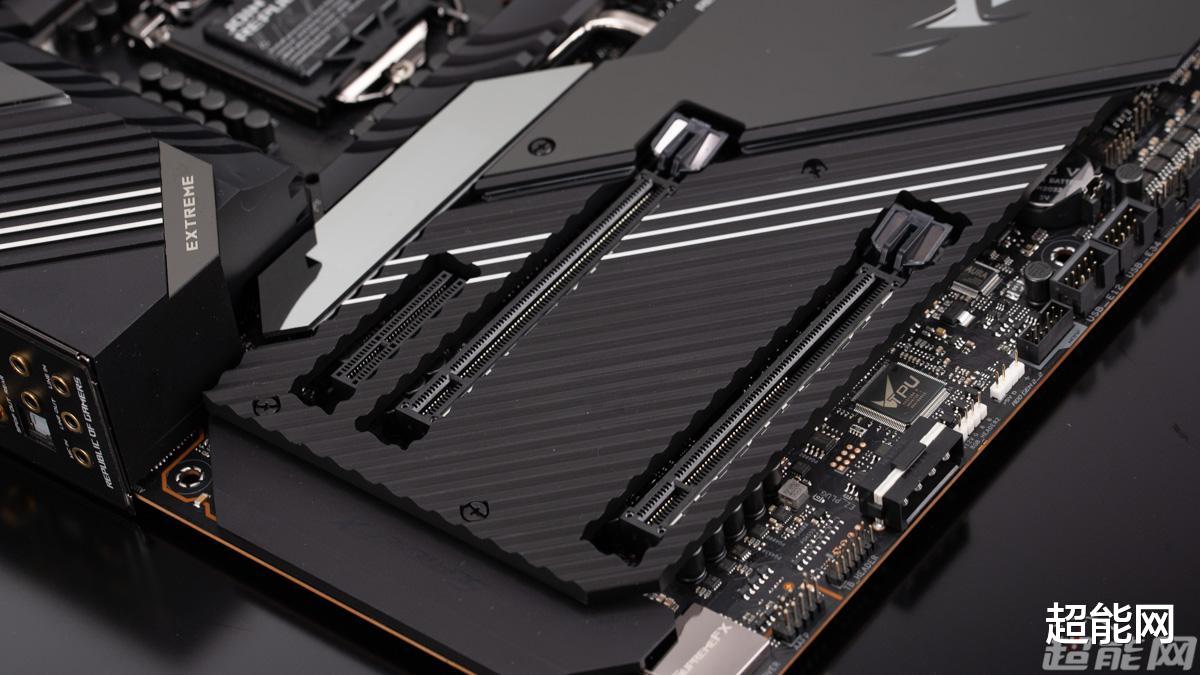 rogmaximusz690extreme主板,华硕rogmaximusz790主板