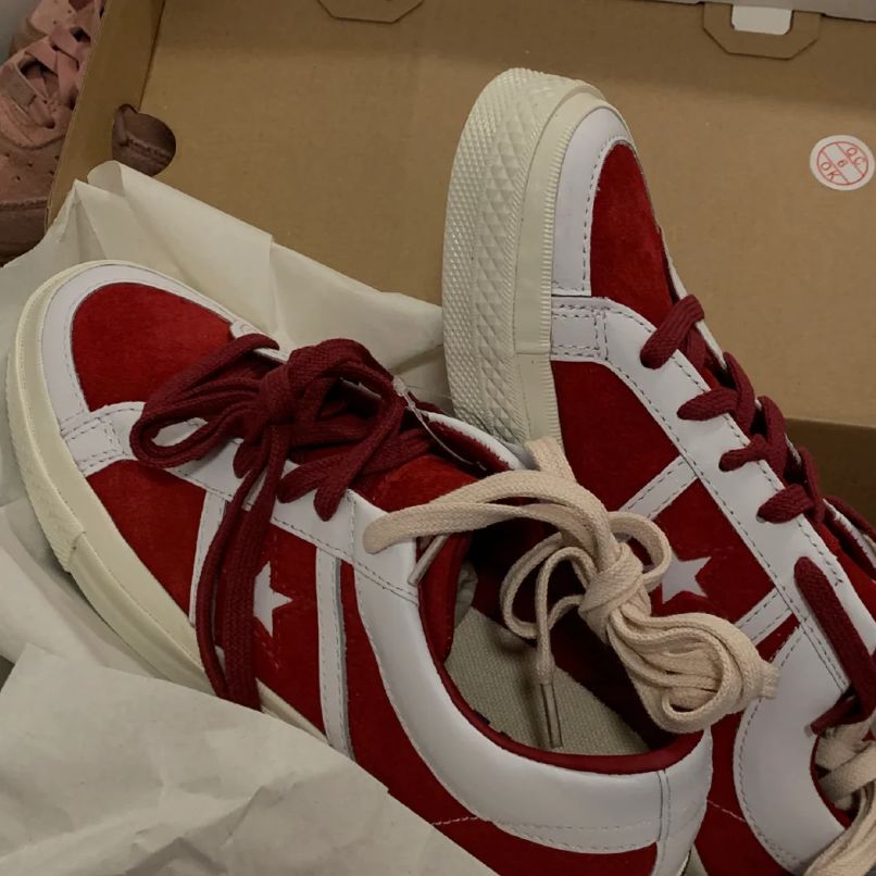 女的穿什么运动鞋好看,日常穿运动鞋推荐女