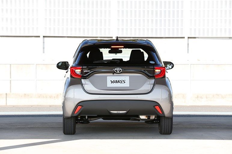 丰田雅力士2011款1.6g自动炫动版,全新丰田雅力士gr