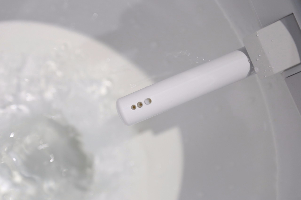 智能马桶盖价格差别在哪里,智能马桶盖价格高低区别