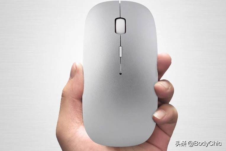 要过年了，晒晒自己在淘宝买的无用品！