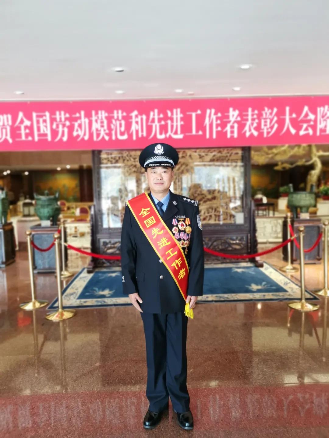 泰州劳模及五一奖章待遇,张劲松泰州劳模