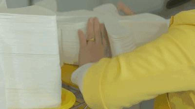 欧洲杯荷英半决赛明日开战,今天欧洲杯足球赛程表