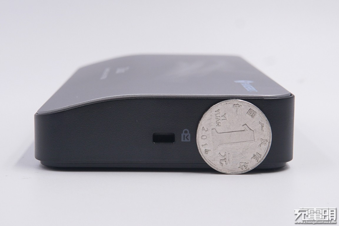 雷电三dp接口,雷电接口支持pd充电