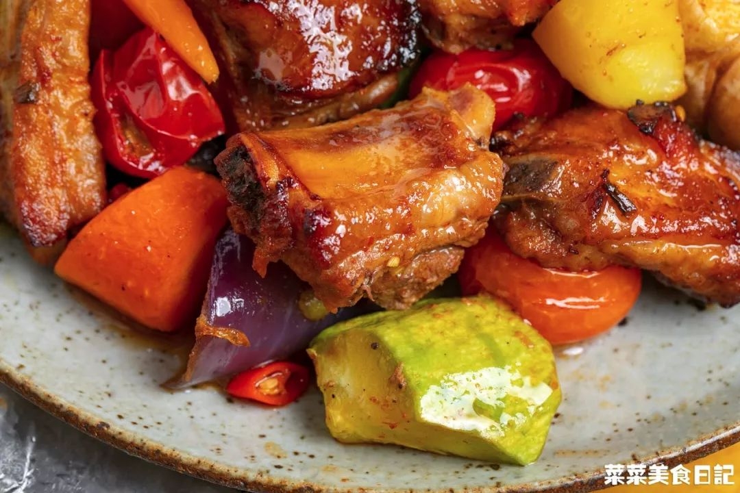 这道美食看着都能让人流口水,这道懒人美食你一定要学会