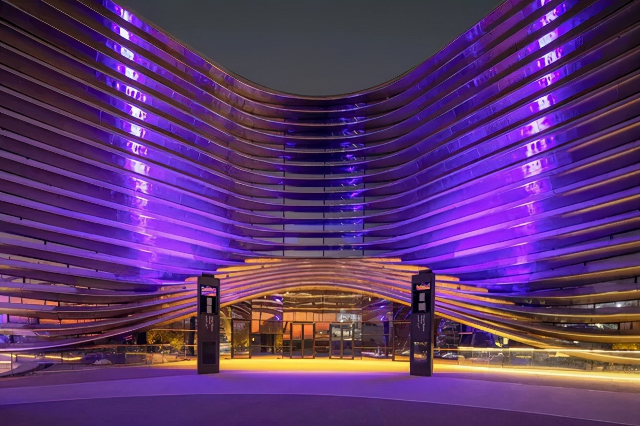 迪拜世博会中国馆正式试运营,迪拜世博会各国展馆建筑抢先看