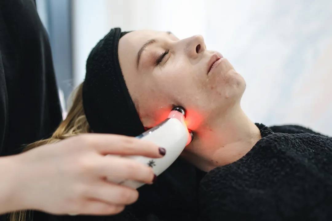 皮肤激光治疗价格是多少,皮肤激光治疗的副作用