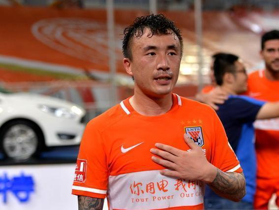 鲁能球迷悼念安蒂奇,鲁能球员痛哭安蒂奇