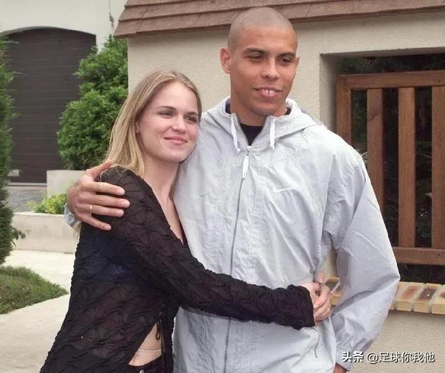 盘点足球卡卡,足坛百大巨星卡卡