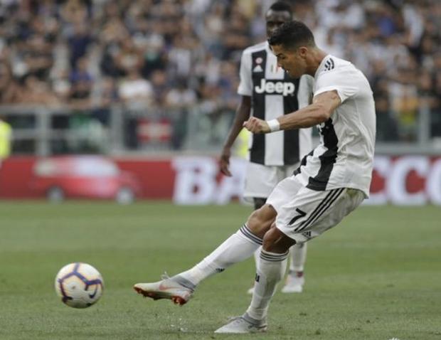 十大任意球大师英语,十大任意球大师儒尼尼奥