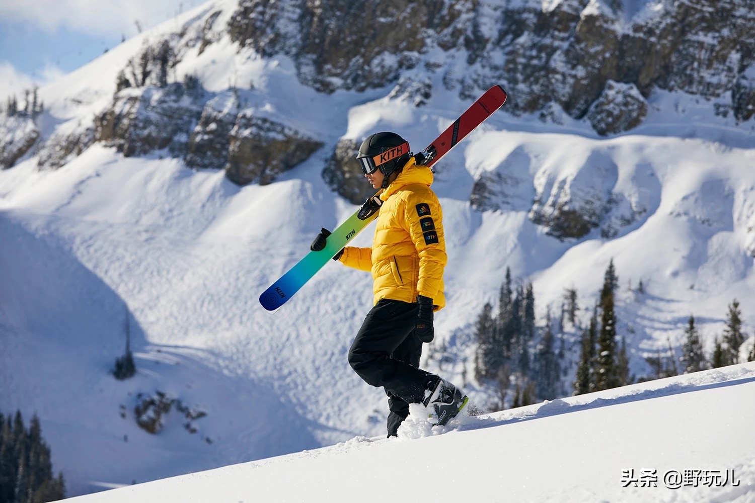 tnf雪山联名款,tnfsupreme最新联名
