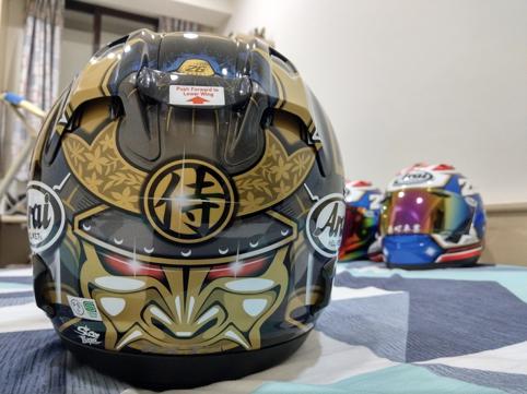 rx7x黑盔,arairx-7x头盔带刀侍卫拆箱