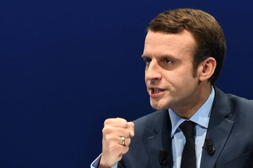 特朗普再谈马克龙,特朗普马克龙全程热聊