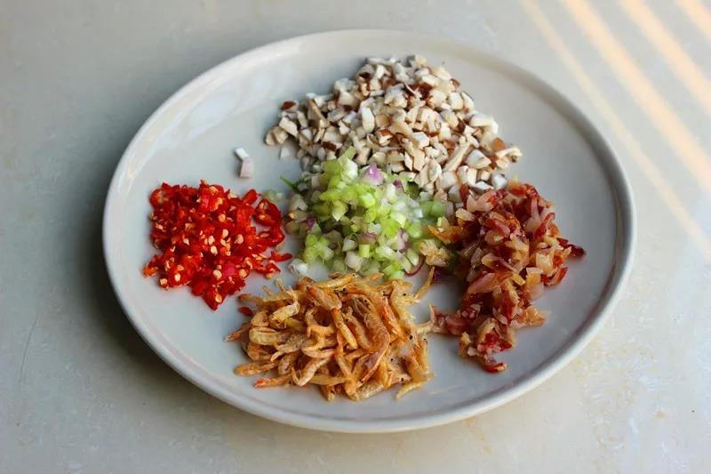 芋头糕家常做法生熟浆,在家制作芋头糕的做法