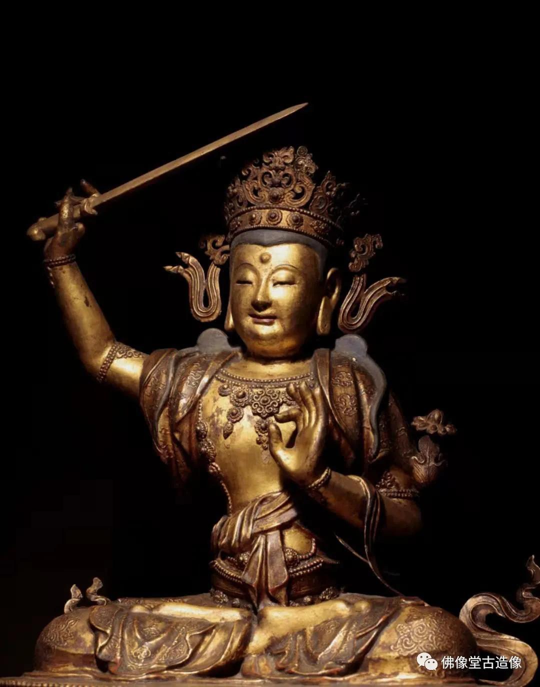 铜鎏金佛造像拍卖最高纪录,传统文化鎏金佛造像精准估价