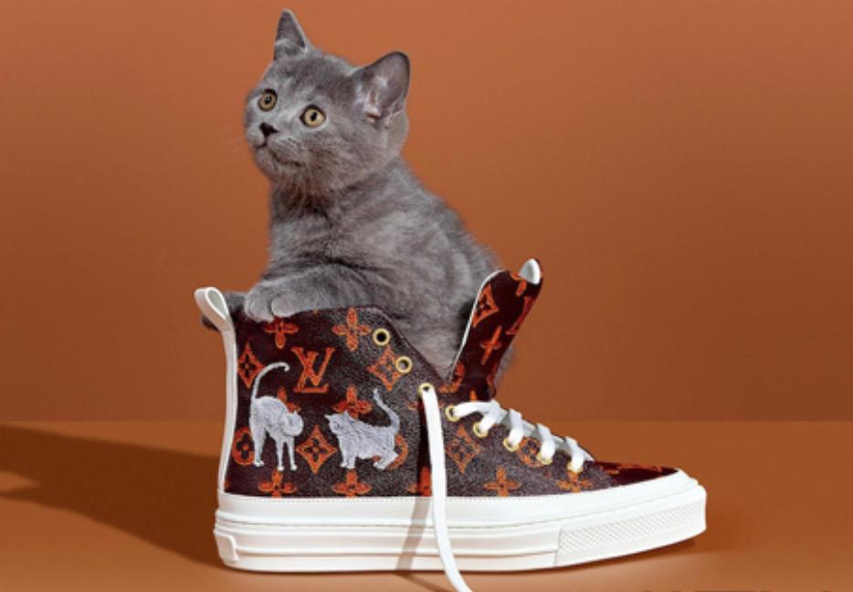 lv猫咪联名款包包,lv老花与猫联名