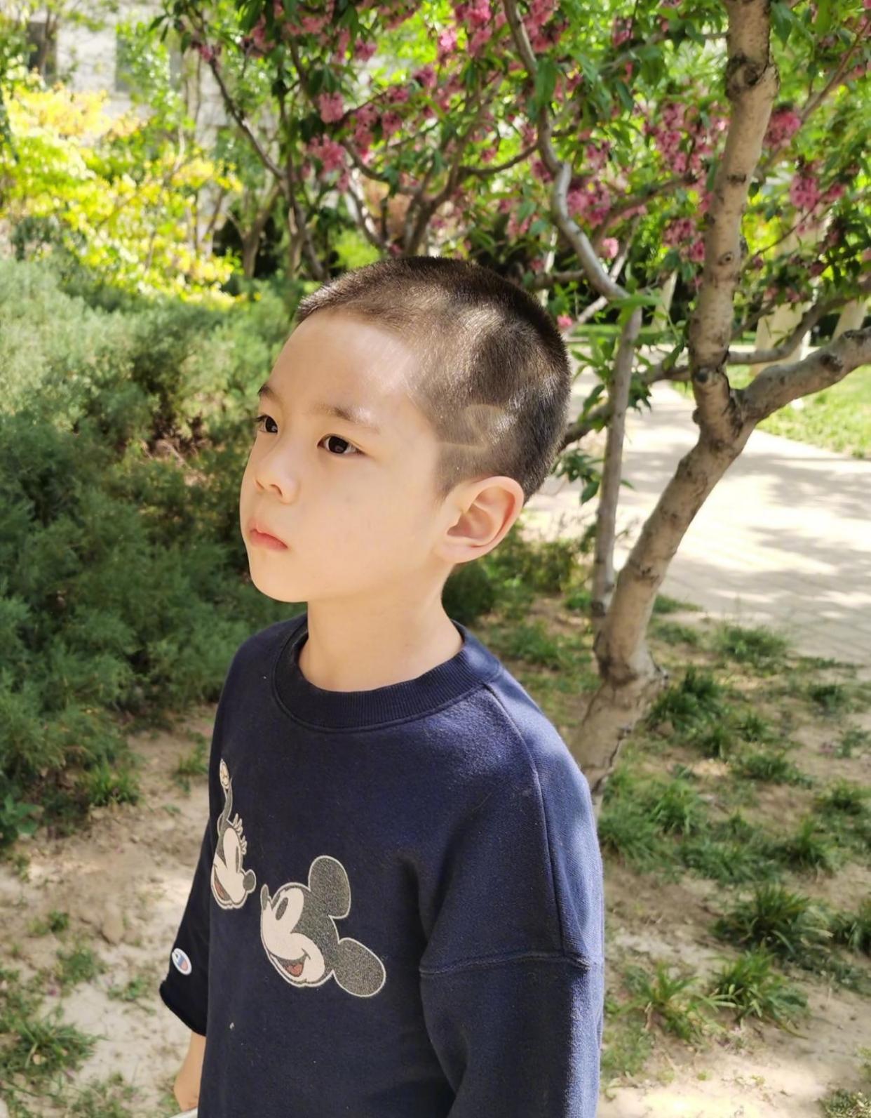 嗯哼是个小暖男霍思燕教你育儿经,霍思燕培养高情商宝宝