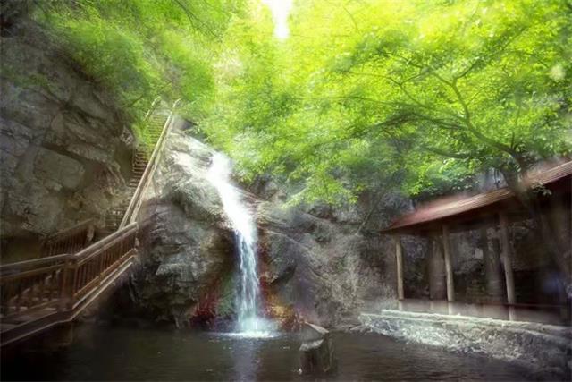 承德是一个神奇的地方，有着自己独特的地方，值得期待！