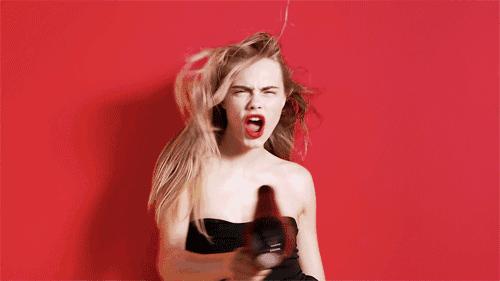 头发出油干枯毛躁是什么原因,头发出油干枯毛躁掉发怎么回事