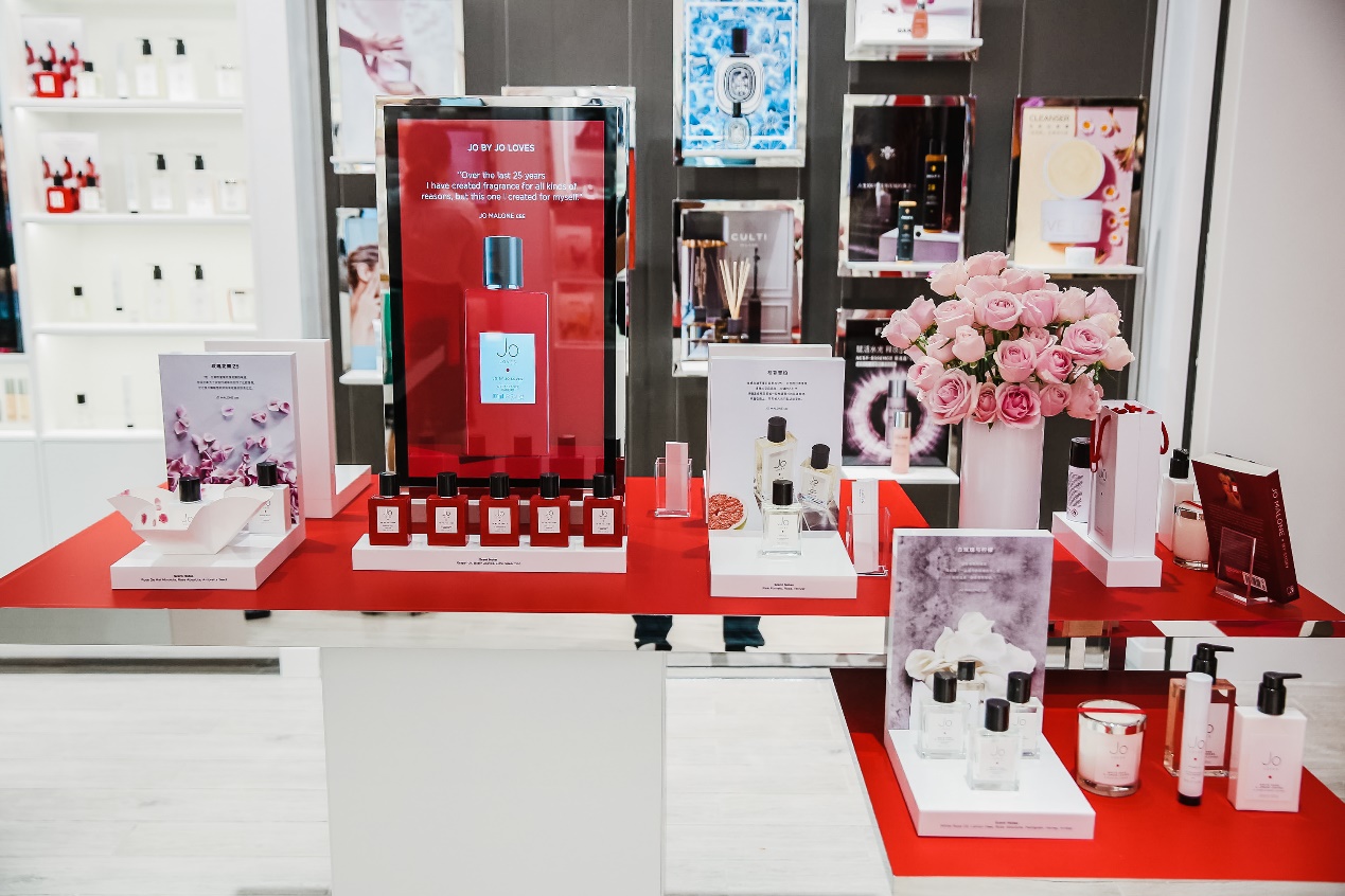 space涓囪薄鍩庢棗鑸板簵,spacenk鐧捐揣