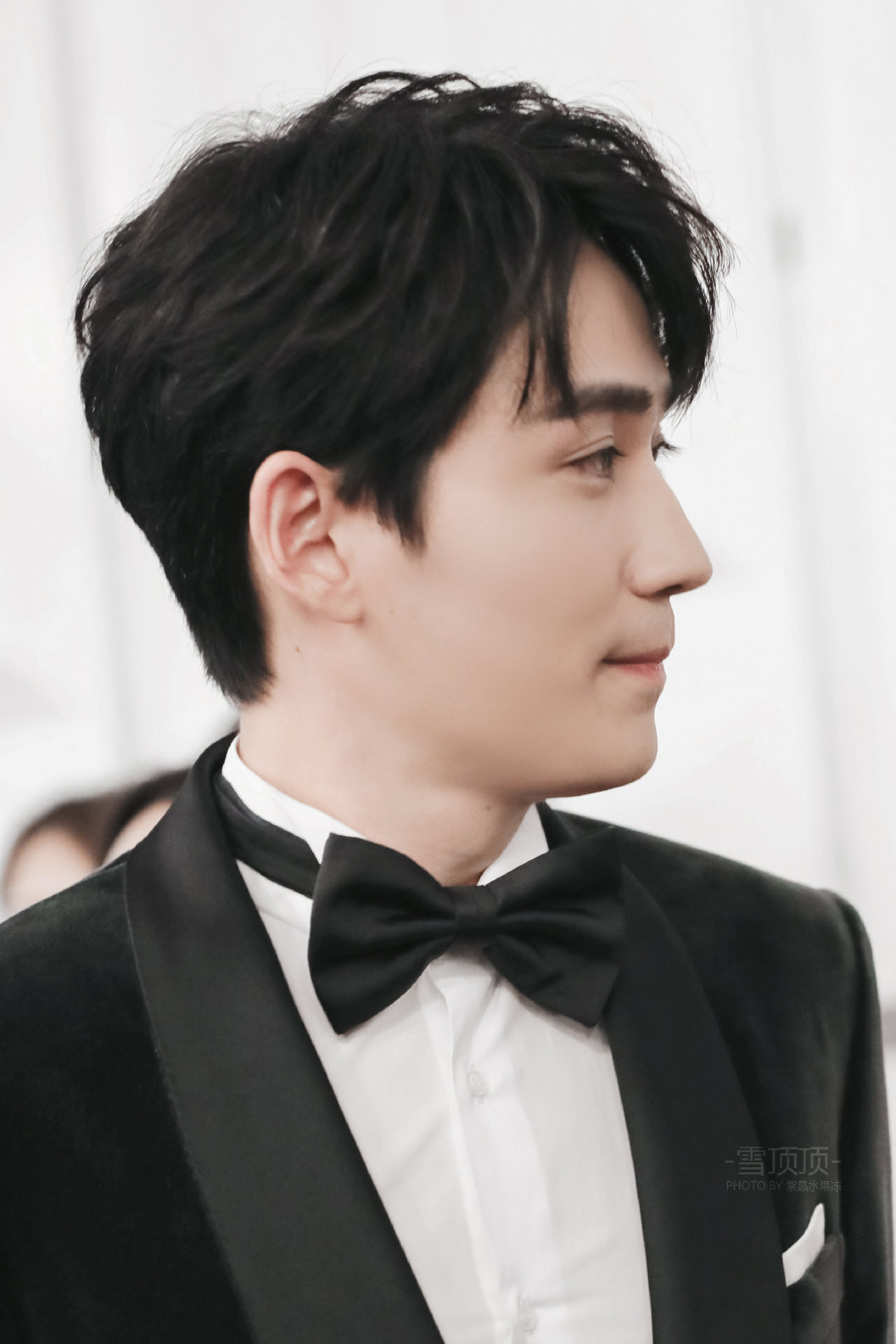 做梦梦到朱一龙,梦到与朱一龙相爱