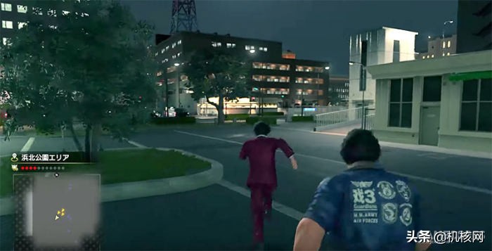 游戏中场景还原,人中之龙7横滨迷宫刷经验