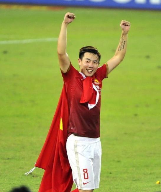 还记得2015-2017年的这支球队吗,2013年亚冠恒大4:0柏太阳神