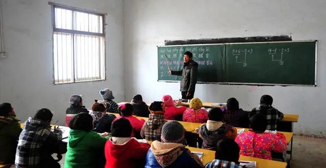 乡镇中学教师该何去何从,乡镇教师现状怎样