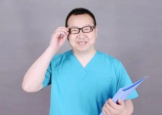 走进大兴的军大人052号|杨晓荣：用“绣花功夫”钻研手指再植再造