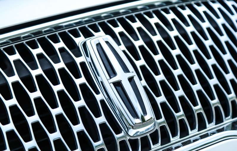 林肯mkc车的优点和缺点,林肯mkc详细缺点