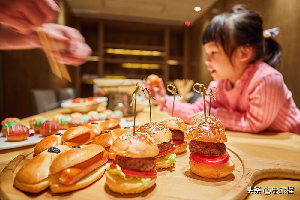 扬子江酒店自助餐,上海扬子江大酒店团购套餐