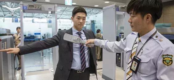 过安检怎么过最尴尬,机场cip可以快速安检吗