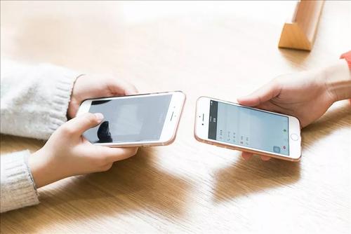 微信语音聊天怎么转发给别人听,微信语音转发不支持播放怎么解决