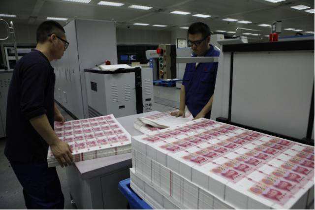 你知道为什么印钞厂的工资只有三千元,却很少人辞职?