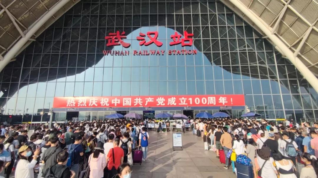 吊桥安全绳断裂,网红吊桥安全绳脱落