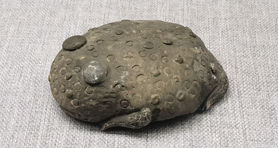 商代有哪个青铜器铭文里有夏朝,二里头遗址青铜器上的铭文