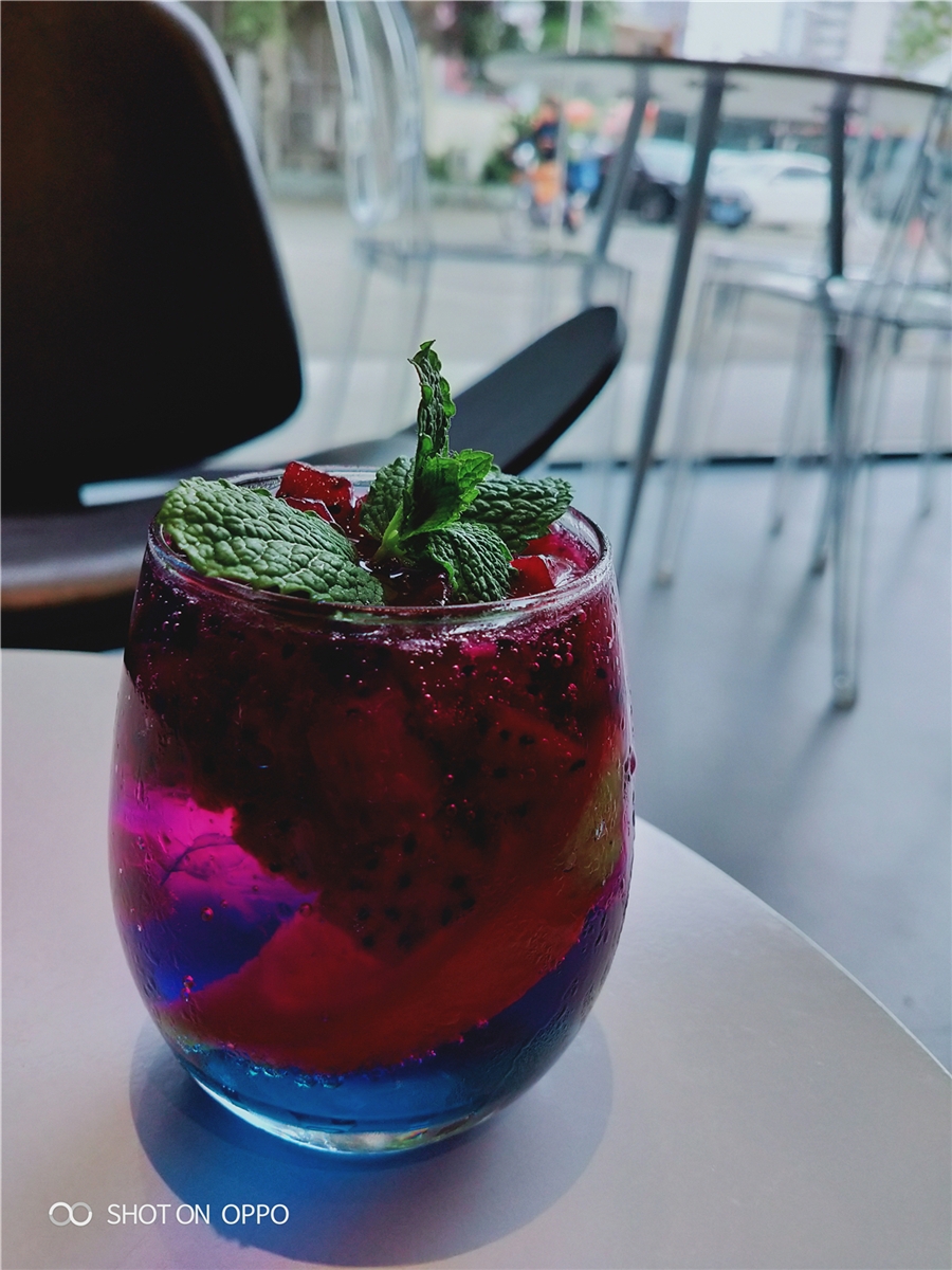 OPPOK1评测：高颜值且硬件强劲，被贴“爆款”标签是有原因的